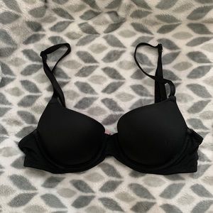 Black VS PINK bra